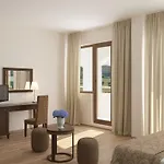 Sunrise 4* Obzor