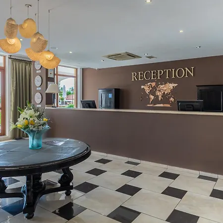 아파트호텔 Sunrise 4*