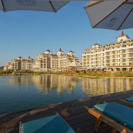 Ξενοδοχείο με διαμερίσματα Sunrise 4*