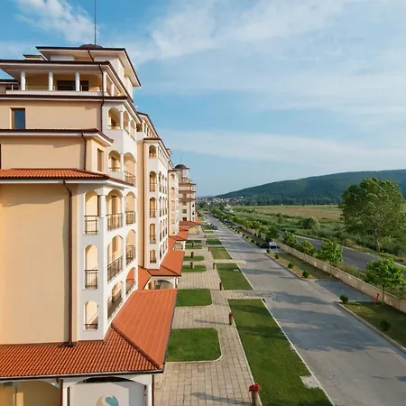 сънрайз ол суитс - ол инклузив 4* Обзор