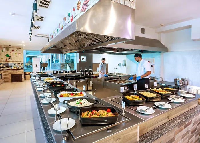 Sunrise Aparthotel 4*