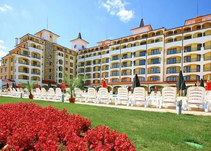 сънрайз ол суитс - ол инклузив Апартхотел 4*